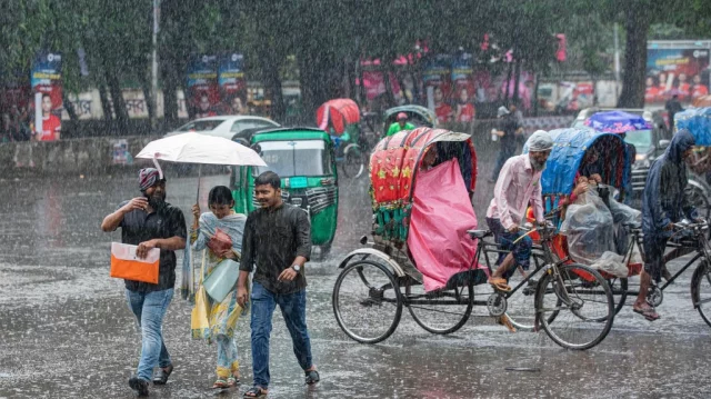 বাংলাদেশে আগামী পাঁচ দিনে বৃষ্টি ও বজ্রঝড়ের পূর্বাভাস